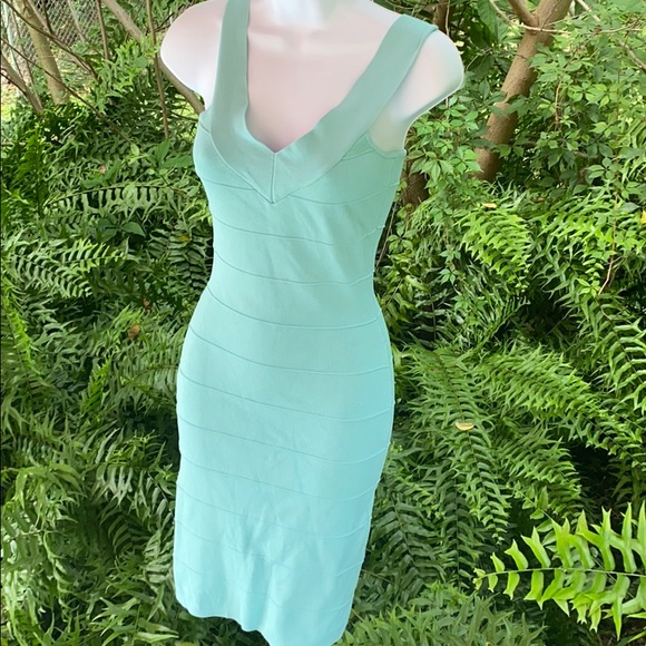 Guess by Marciano Dresses & Skirts - GUESS MARCIANO SMAL MINT GREEN MUMMY DRESS BODYCON